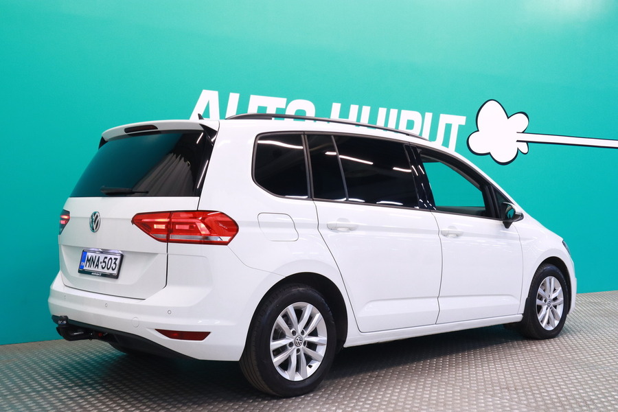 Volkswagen Touran vaihtoauto