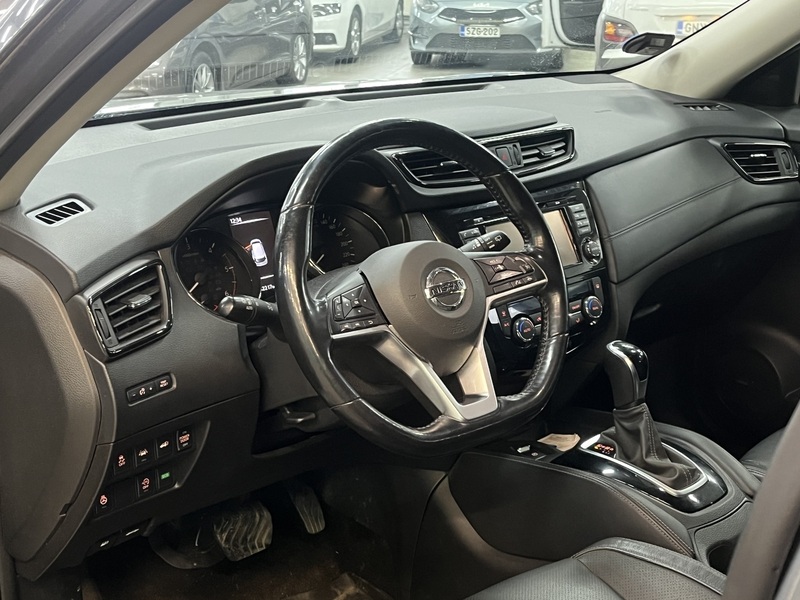 Nissan X-Trail vaihtoauto