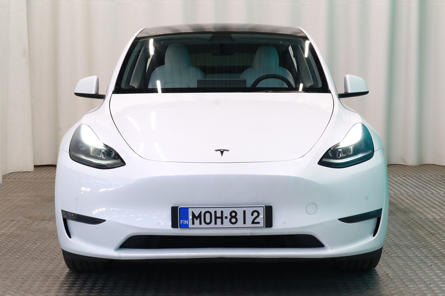 Tesla Model Y vaihtoauto