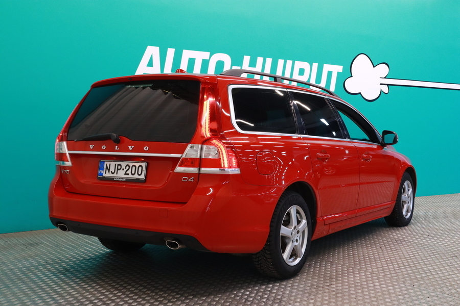 Volvo V70 vaihtoauto