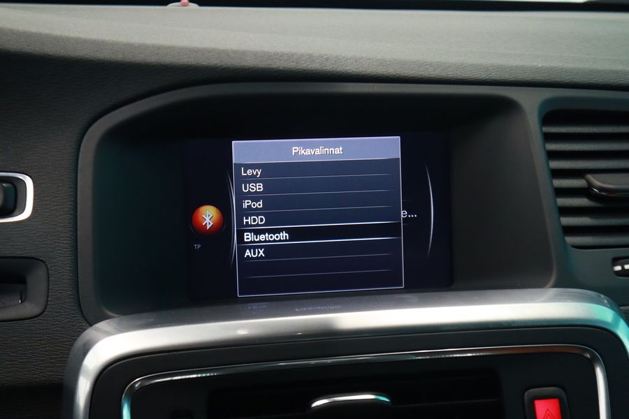 Volvo V60 Cross Country vaihtoauto