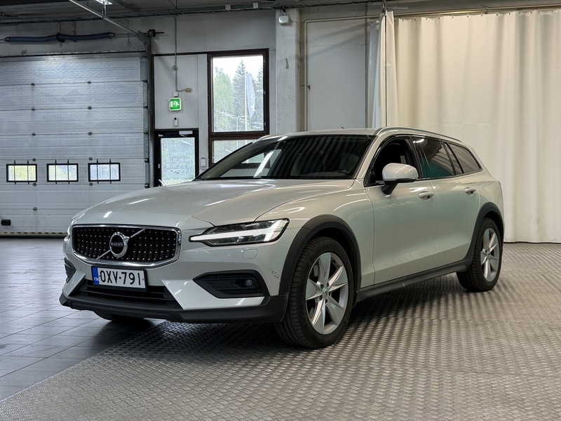 Volvo V60 Cross Country vaihtoauto