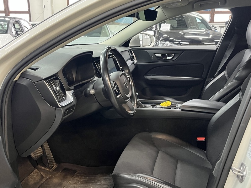 Volvo V60 Cross Country vaihtoauto