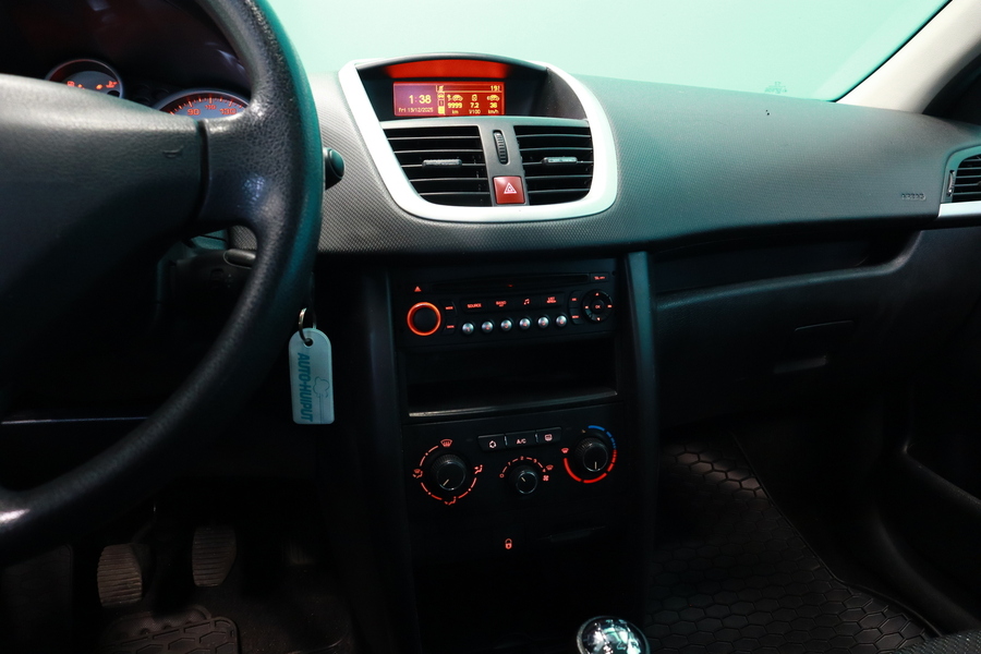 Peugeot 207 vaihtoauto