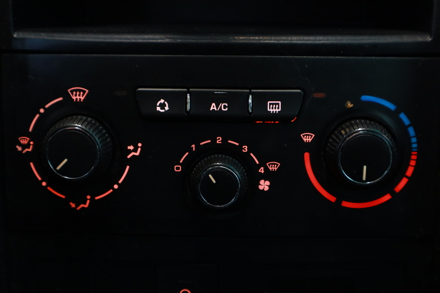 Peugeot 207 vaihtoauto