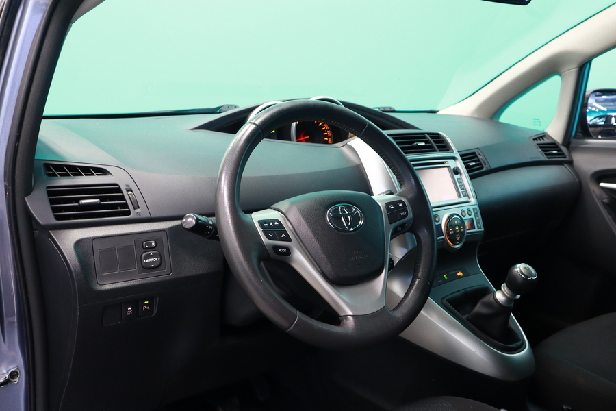 Toyota Verso vaihtoauto