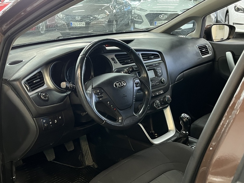 Kia Ceed vaihtoauto