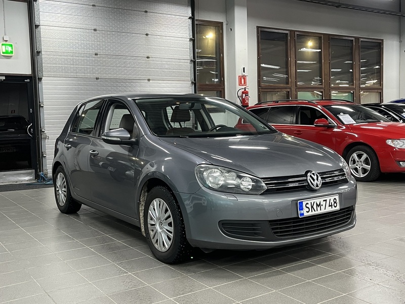 Volkswagen Golf vaihtoauto
