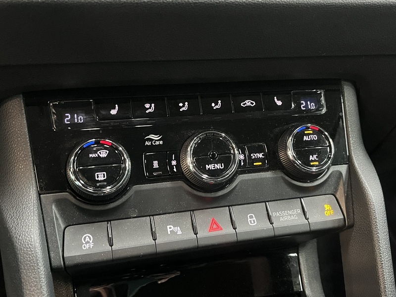 Skoda Karoq vaihtoauto