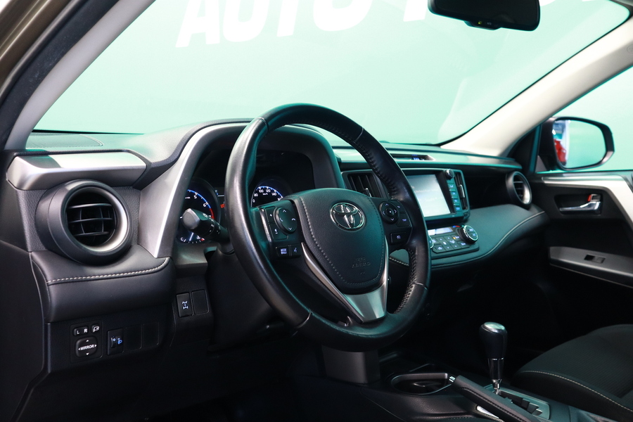 Toyota RAV4 vaihtoauto