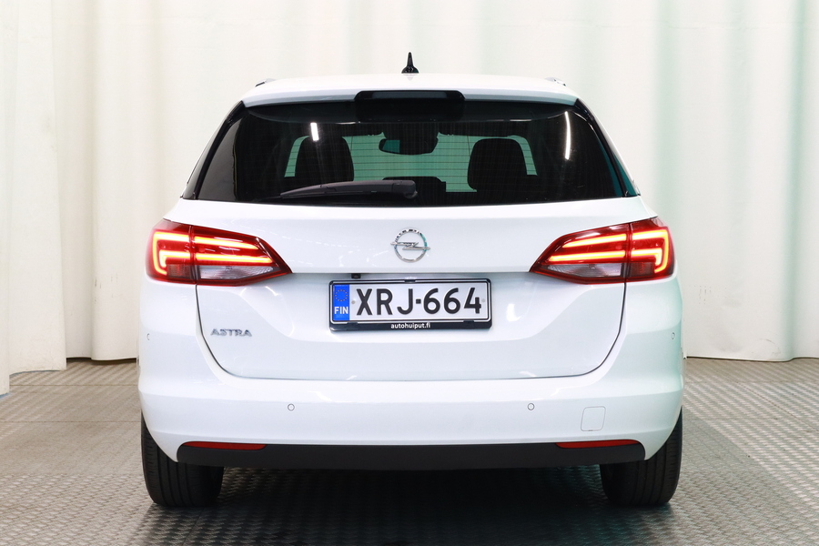 Opel Astra vaihtoauto