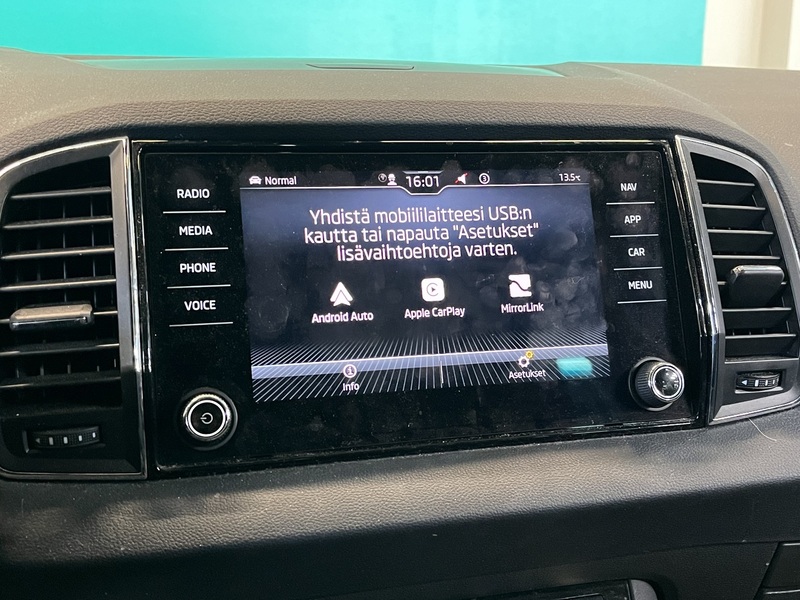 Skoda Karoq vaihtoauto