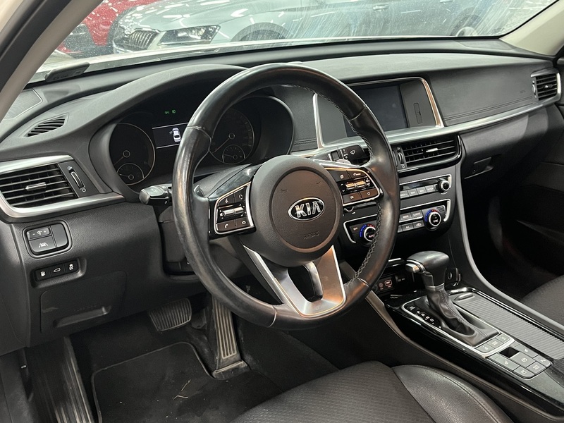 Kia Optima vaihtoauto