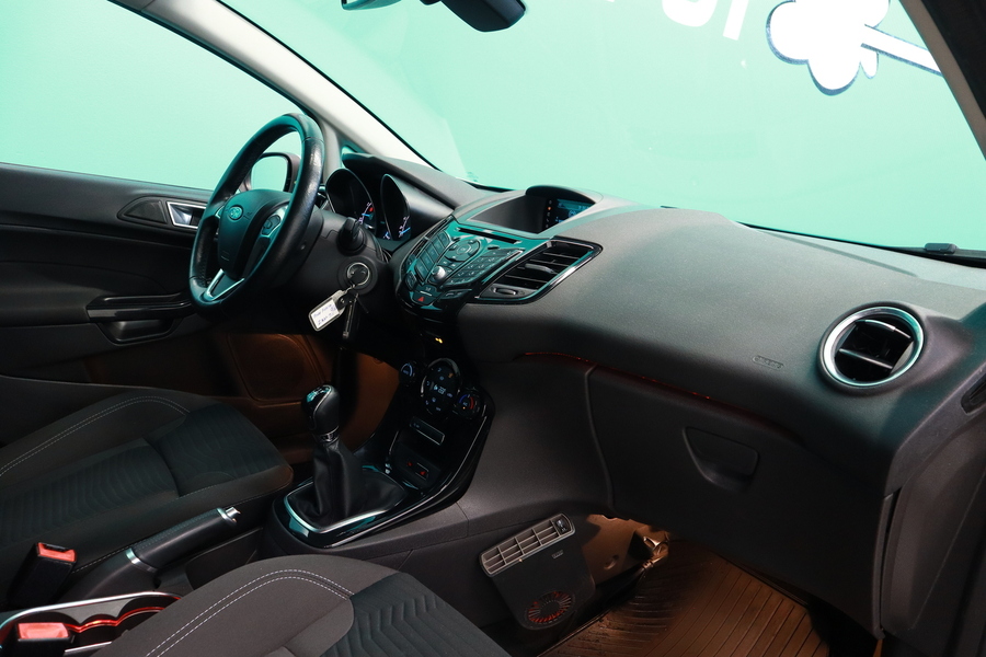 Ford Fiesta vaihtoauto