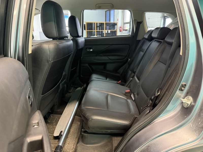 Mitsubishi Outlander vaihtoauto