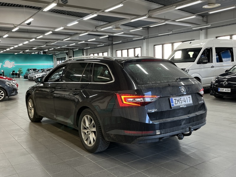 Skoda Superb vaihtoauto