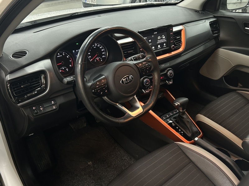 Kia Stonic vaihtoauto