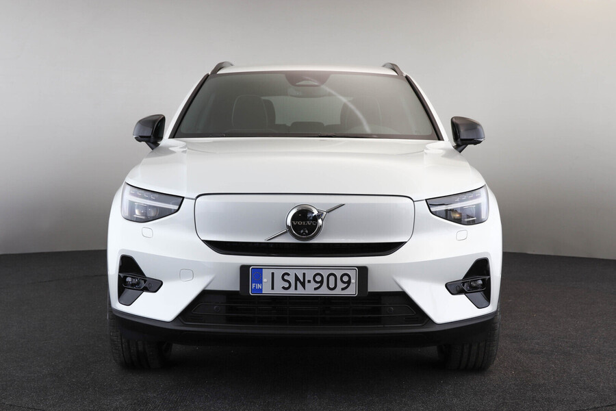 Volvo EX40 vaihtoauto