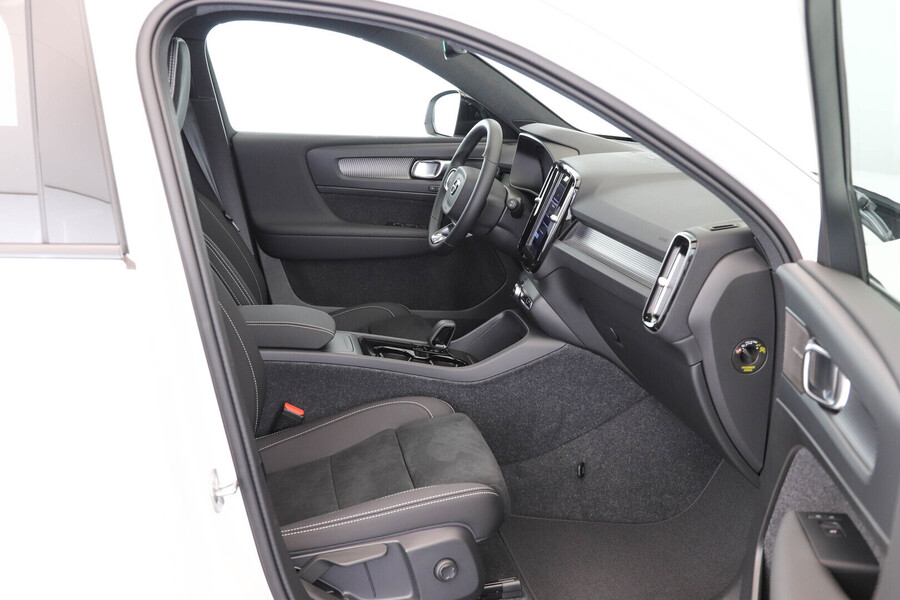 Volvo EX40 vaihtoauto