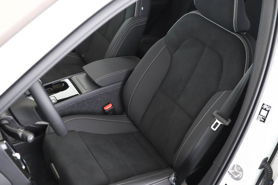 Volvo EX40 vaihtoauto