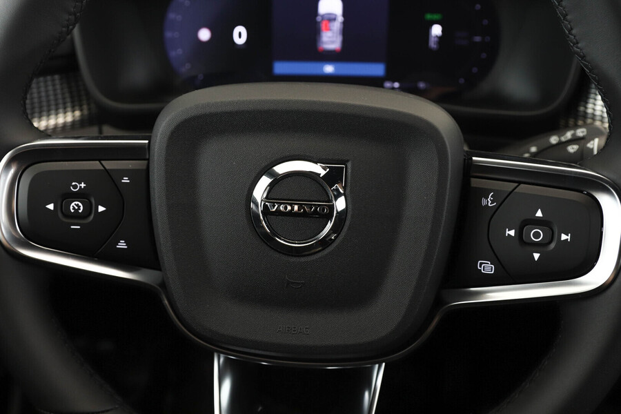 Volvo EX40 vaihtoauto