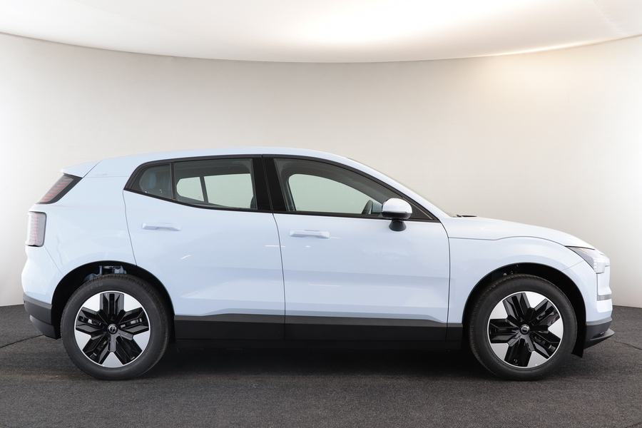 Volvo EX30 vaihtoauto