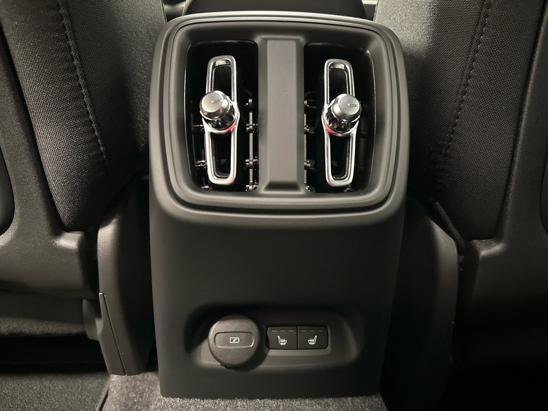 Volvo EX40 vaihtoauto