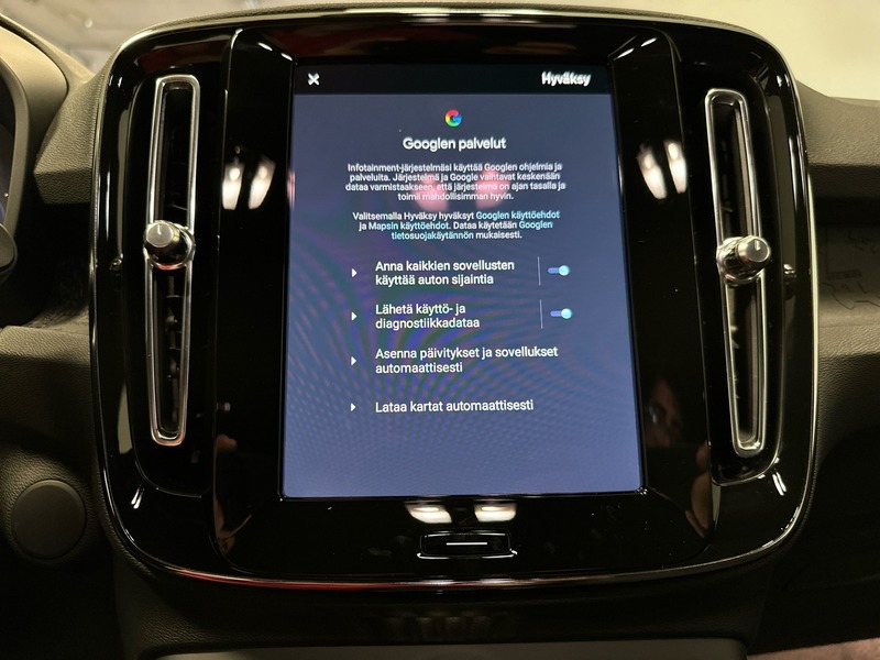 Volvo EX40 vaihtoauto