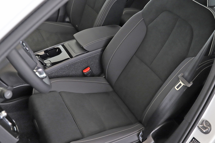 Volvo EX40 vaihtoauto