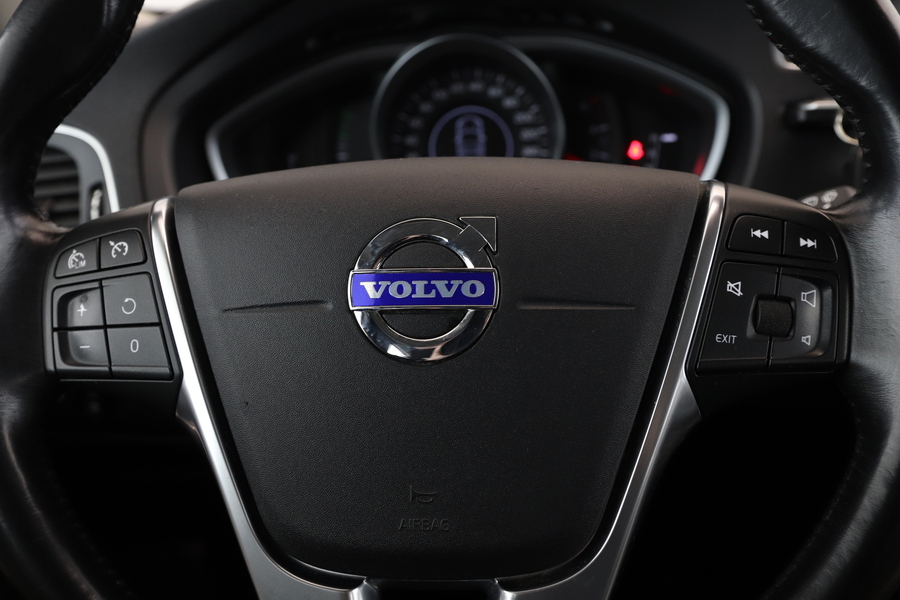 Volvo V40 Cross Country vaihtoauto
