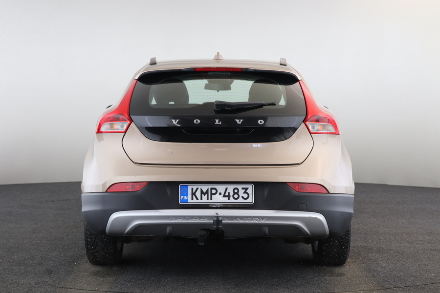 Volvo V40 Cross Country vaihtoauto