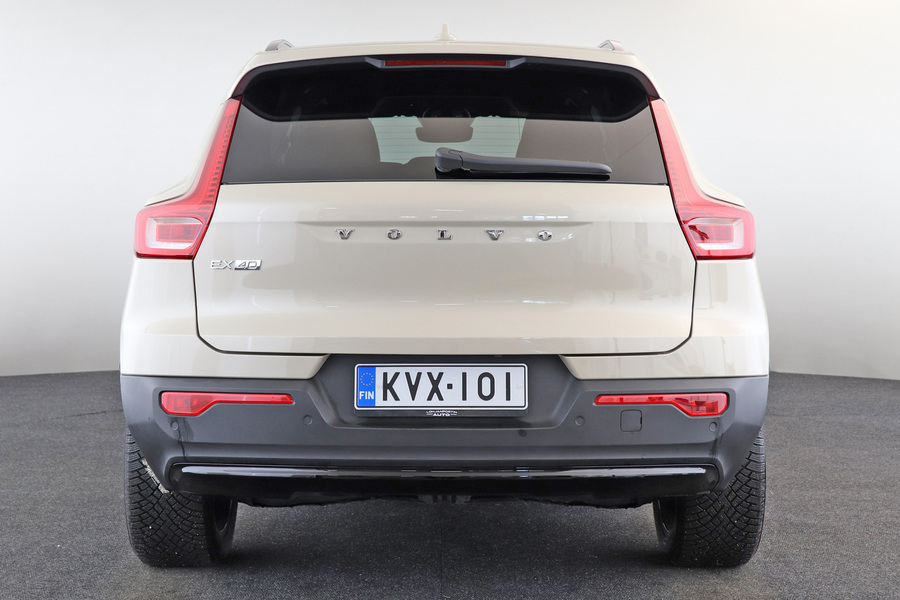 Volvo EX40 vaihtoauto
