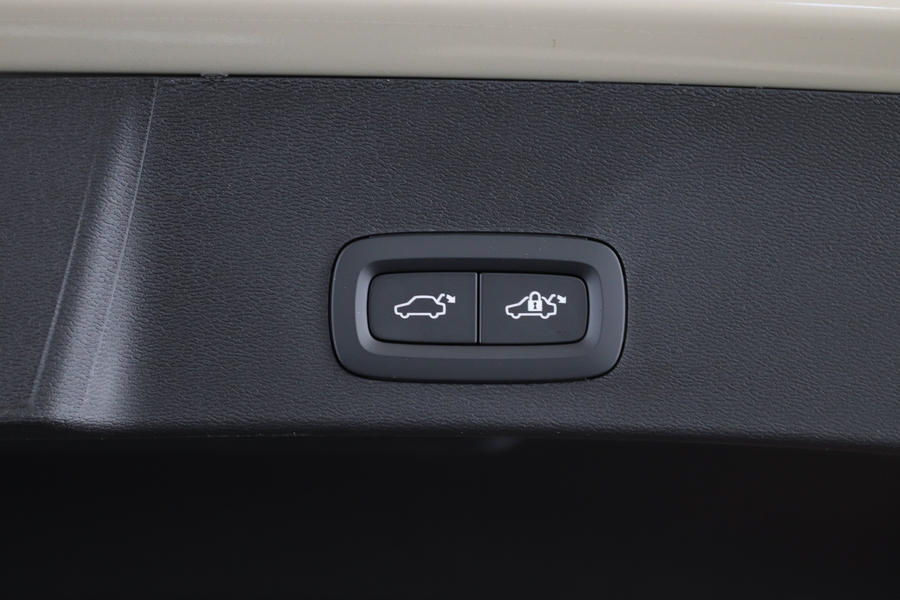 Volvo EX40 vaihtoauto