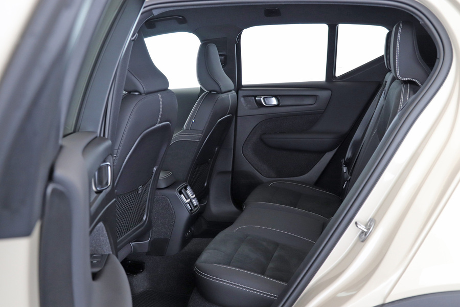 Volvo EX40 vaihtoauto