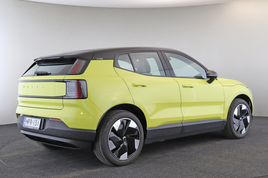 Volvo EX30 vaihtoauto