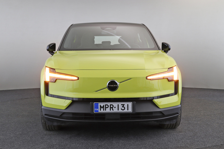 Volvo EX30 vaihtoauto