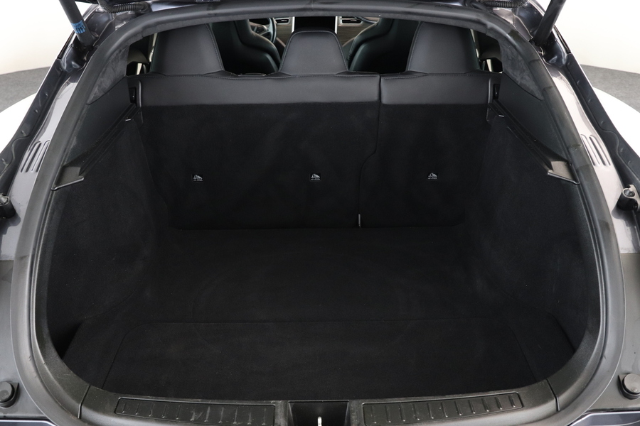 Tesla Model S vaihtoauto