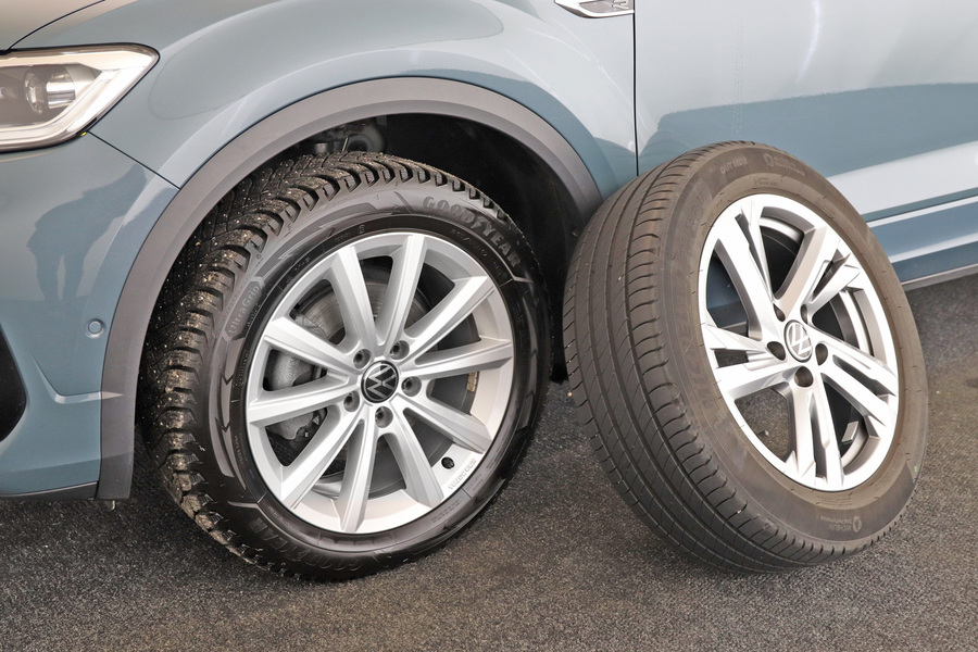 Volkswagen T-Roc vaihtoauto