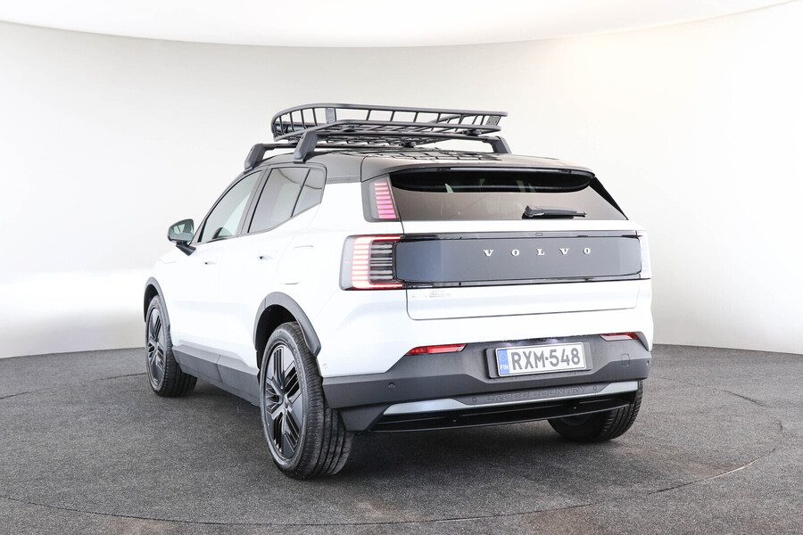 Volvo EX30 Cross Country vaihtoauto