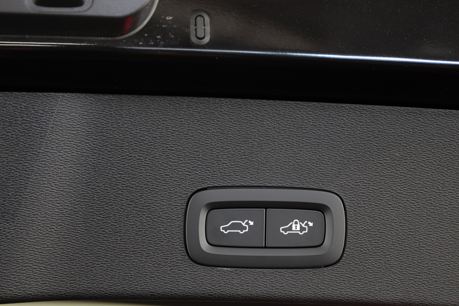 Volvo EC40 vaihtoauto