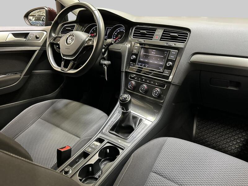 Volkswagen Golf vaihtoauto