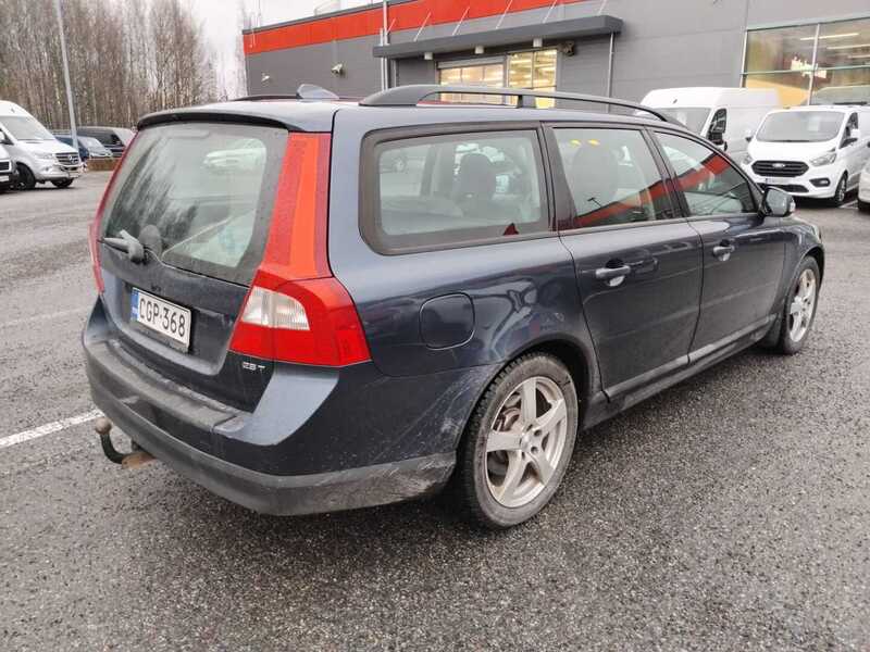 Volvo V70 vaihtoauto