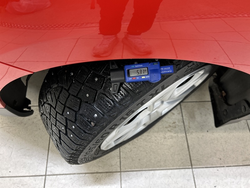 Ford Transit Courier vaihtoauto