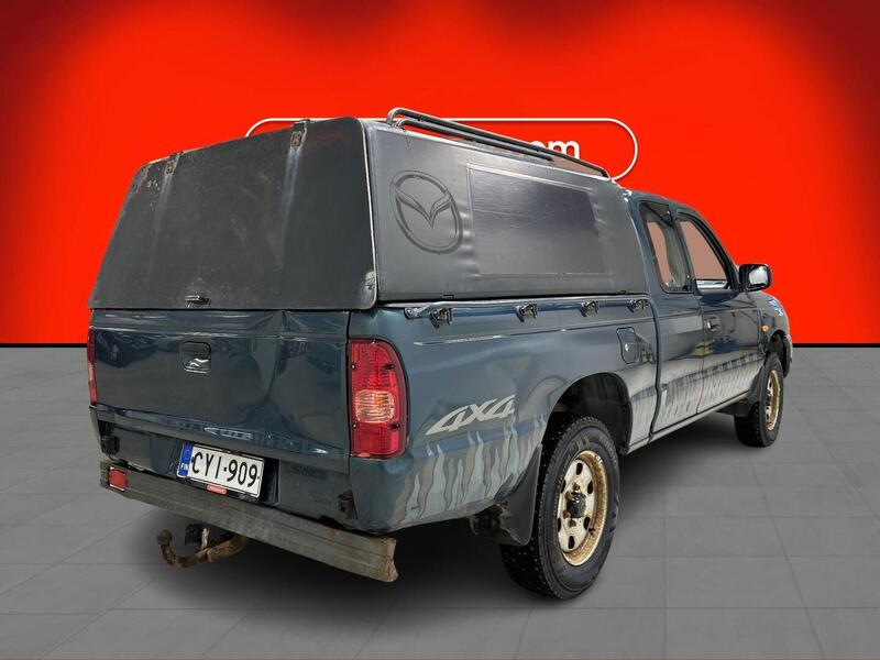 Mazda B2500 vaihtoauto