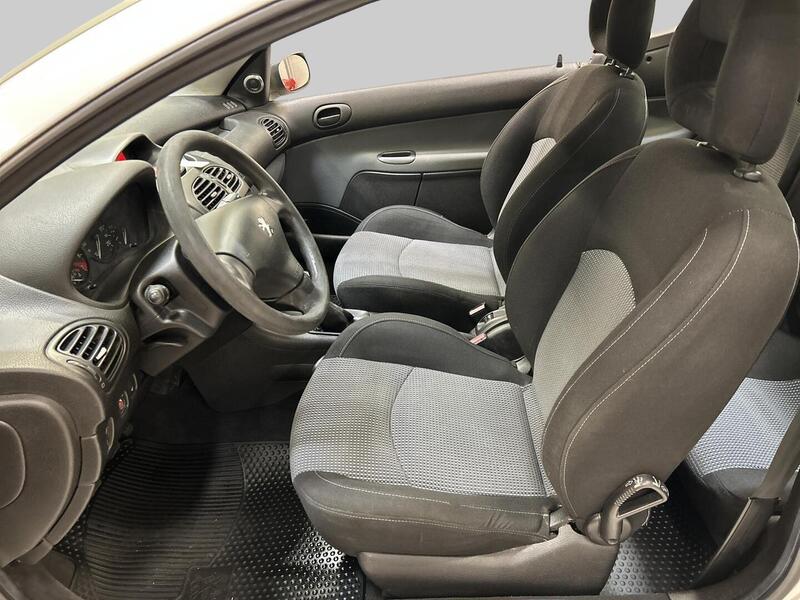 Peugeot 206 vaihtoauto