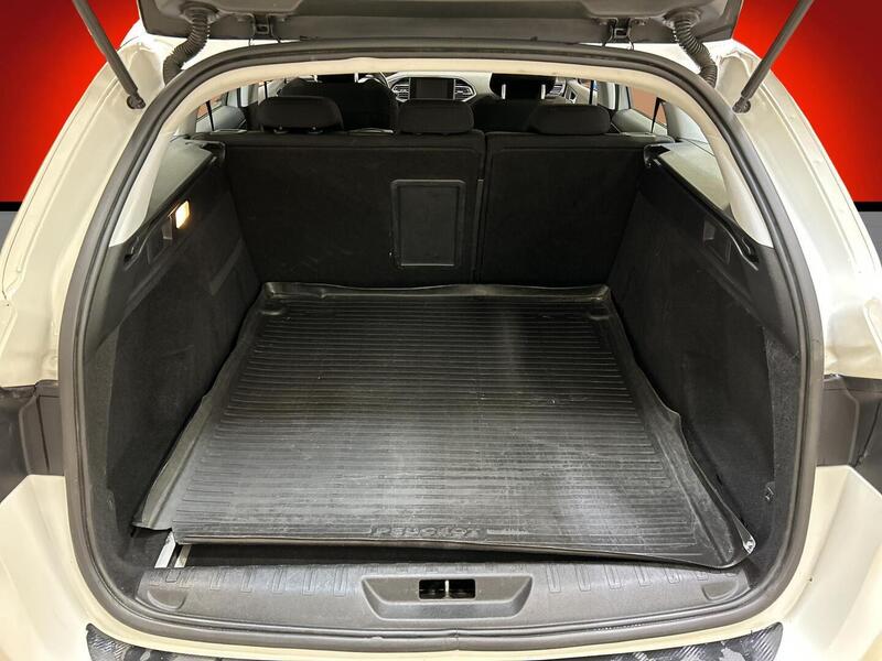 Peugeot 308 vaihtoauto