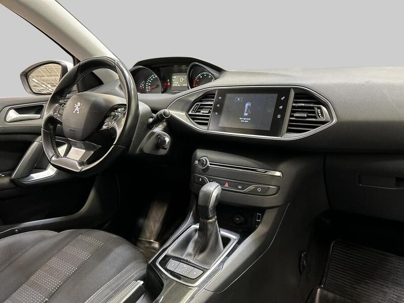 Peugeot 308 vaihtoauto