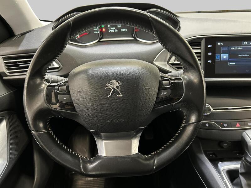 Peugeot 308 vaihtoauto