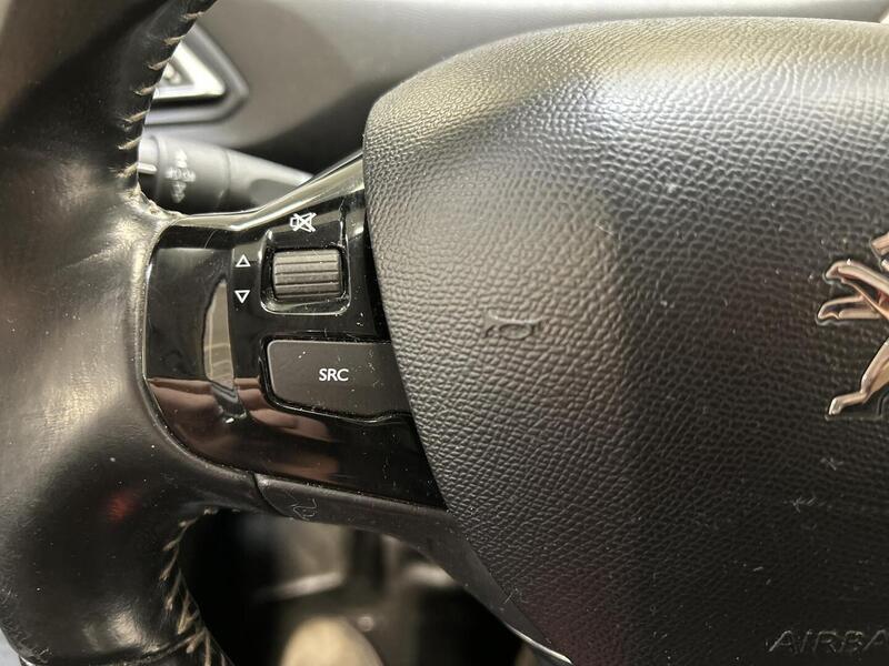 Peugeot 308 vaihtoauto