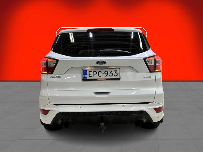 Ford Kuga vaihtoauto